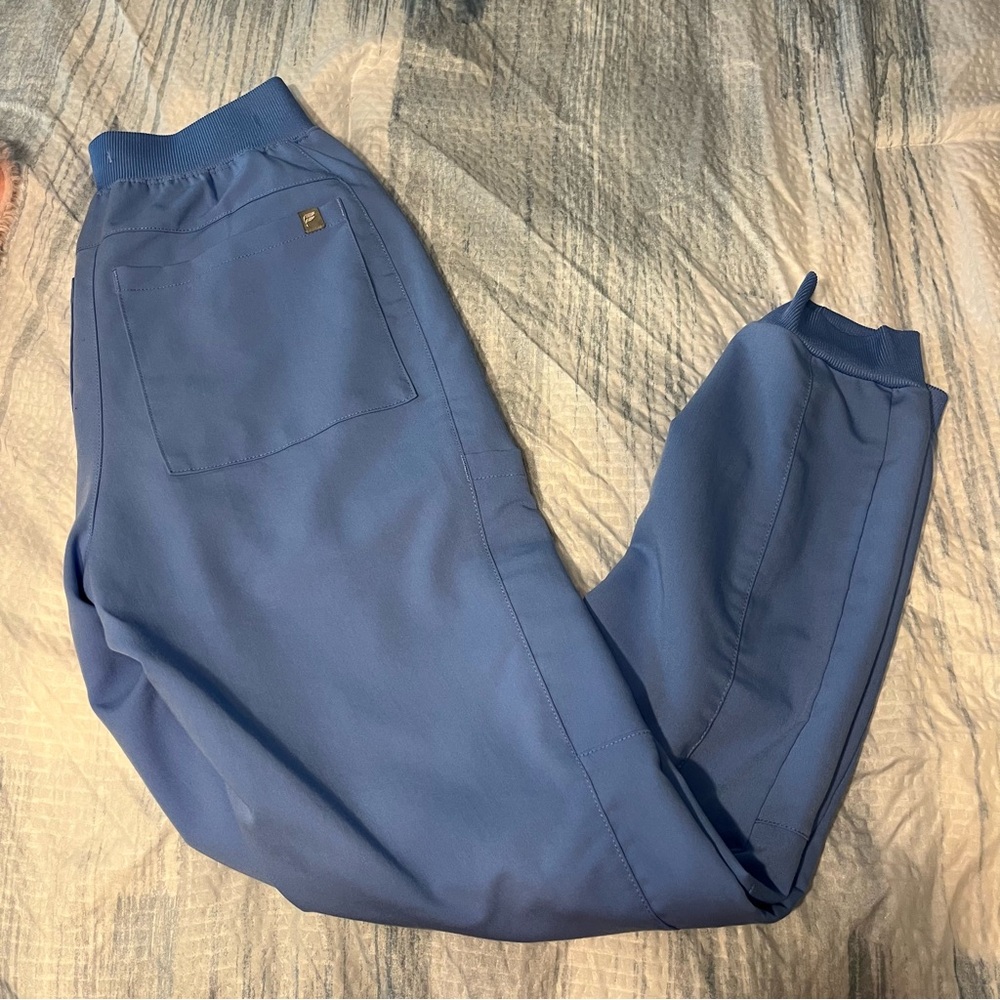 Fabletics Ceil Blue Scrub Set - image 4